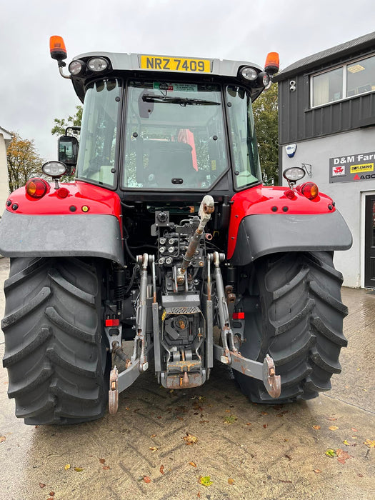 Massey Ferguson 5713S Dyna 4