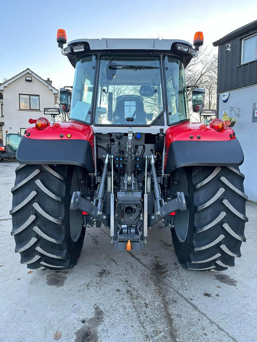 Massey Ferguson 5S.125