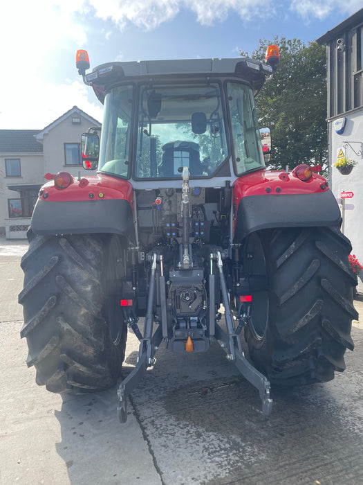 Massey Ferguson 5S 145