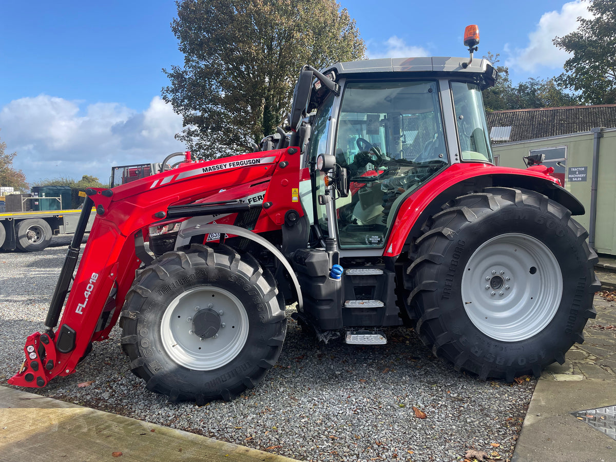 Massey Ferguson 5s 115 C/W Loader — D&M Farm Services Ltd
